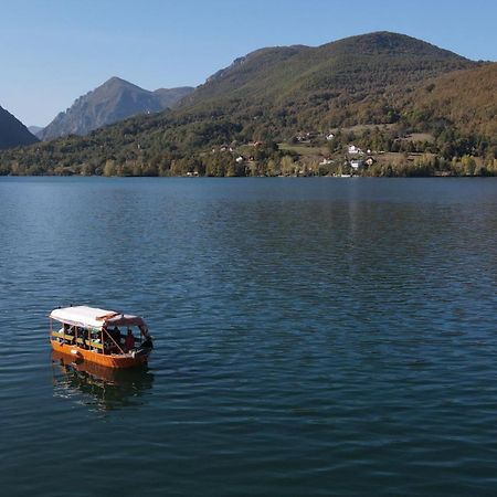 Rusticna Kuca Crvena Stena U Blizini Kucice Na Drini Баина-Башта Экстерьер фото